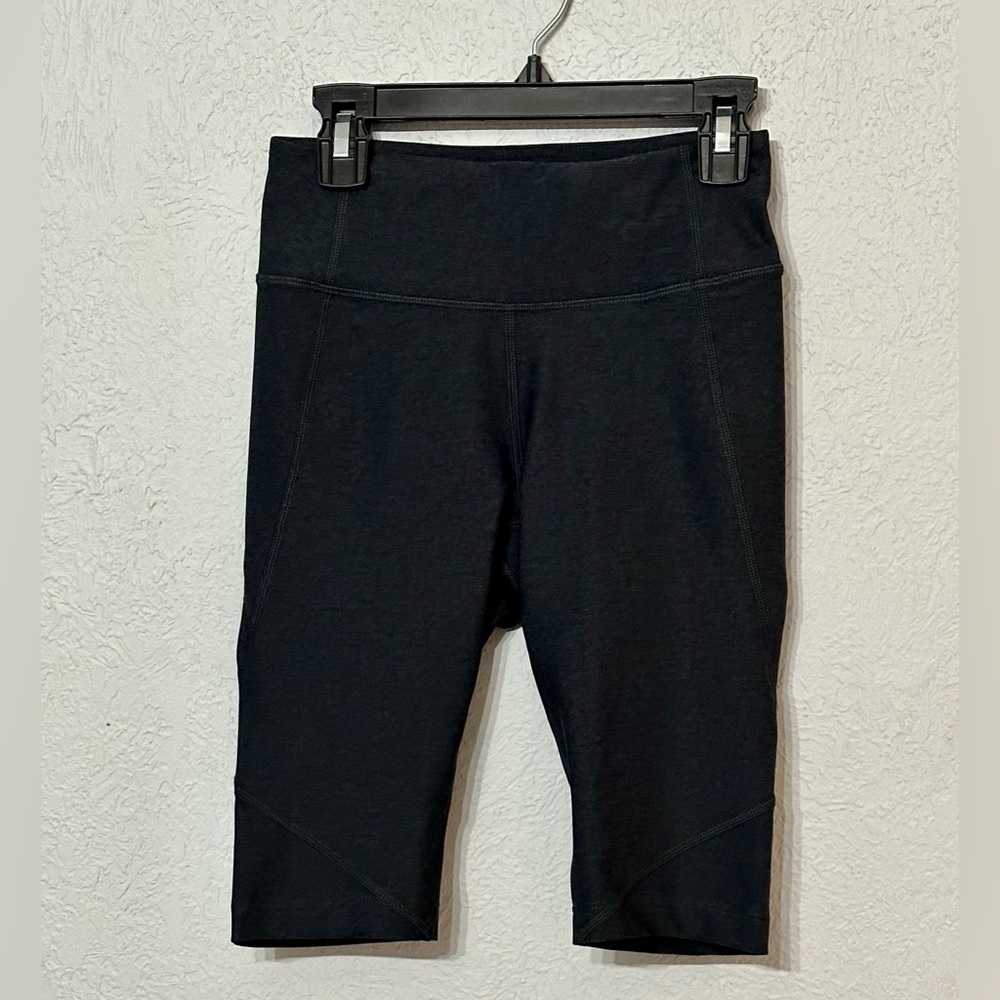Outdoor voices biker shorts navy XS